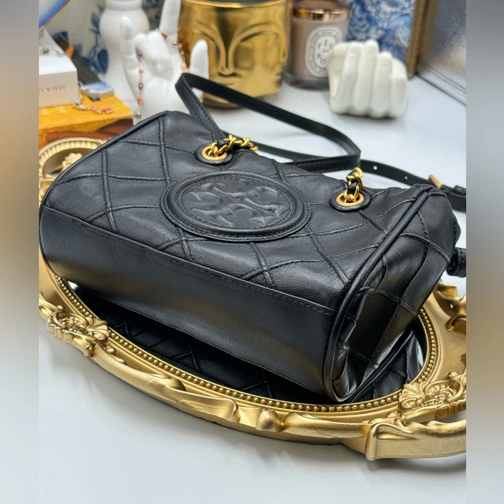 🆕 TORY BURCH 🧿 NWT Mini Fleming Soft Chain Tote - Black Leather -AUTHENTICATED
